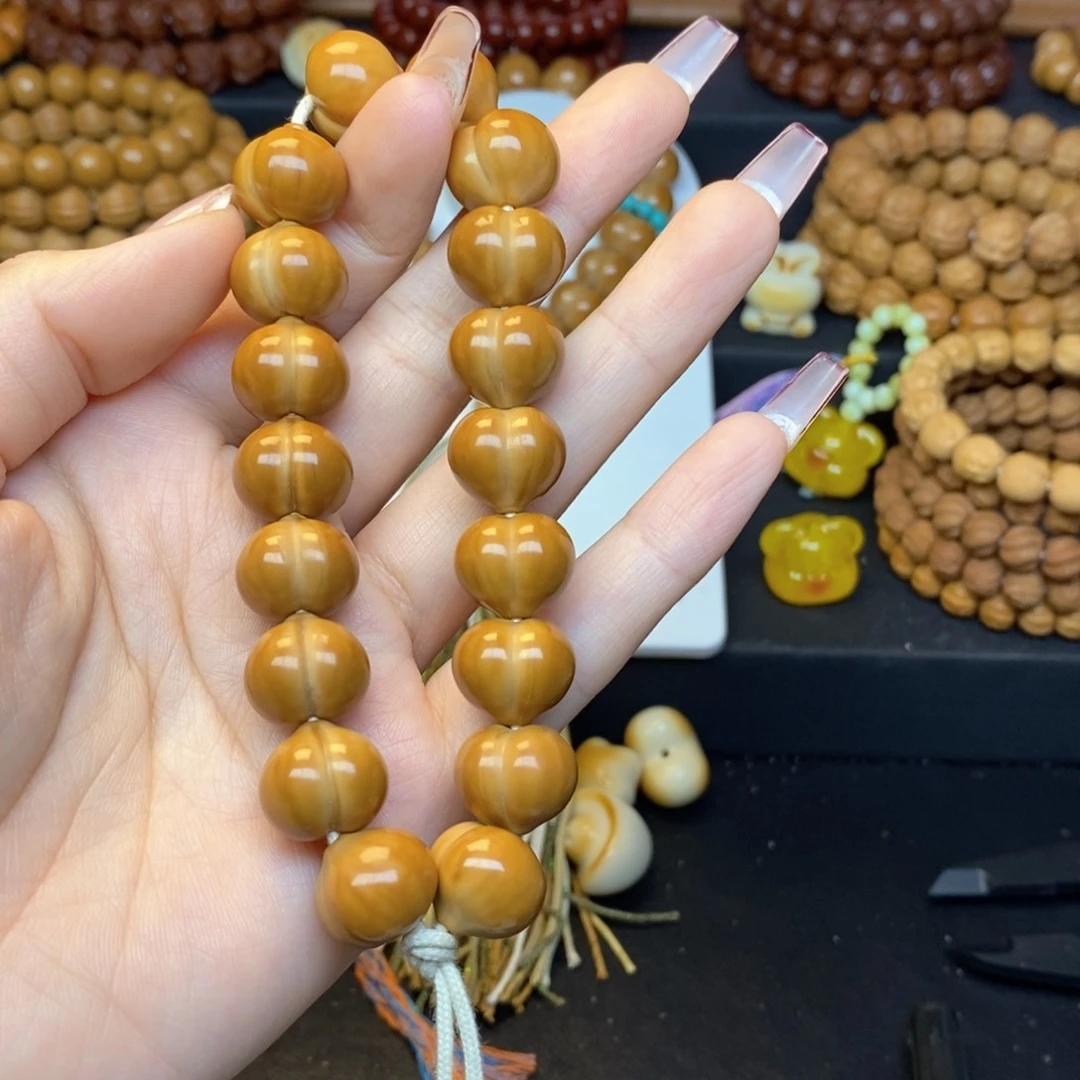 超***吖吊坠猴头核桃微瑕柯基屁桃手持