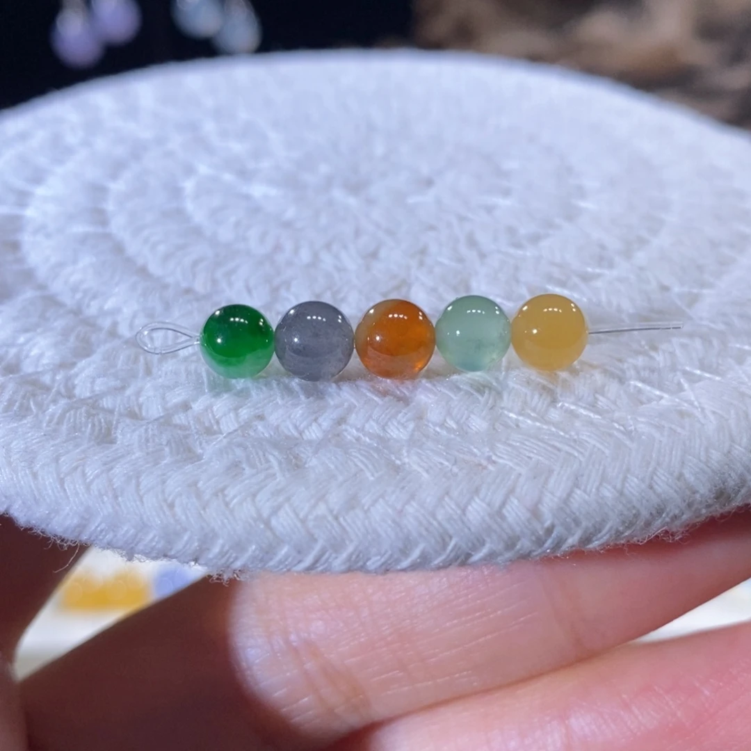 翡翠未镶嵌颈饰翡翠浓彩小珠串6+mm