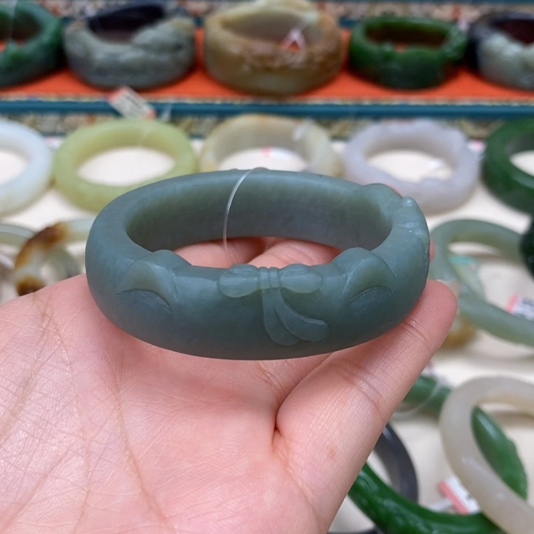 和田玉手镯未镶嵌雅****r50.6定制