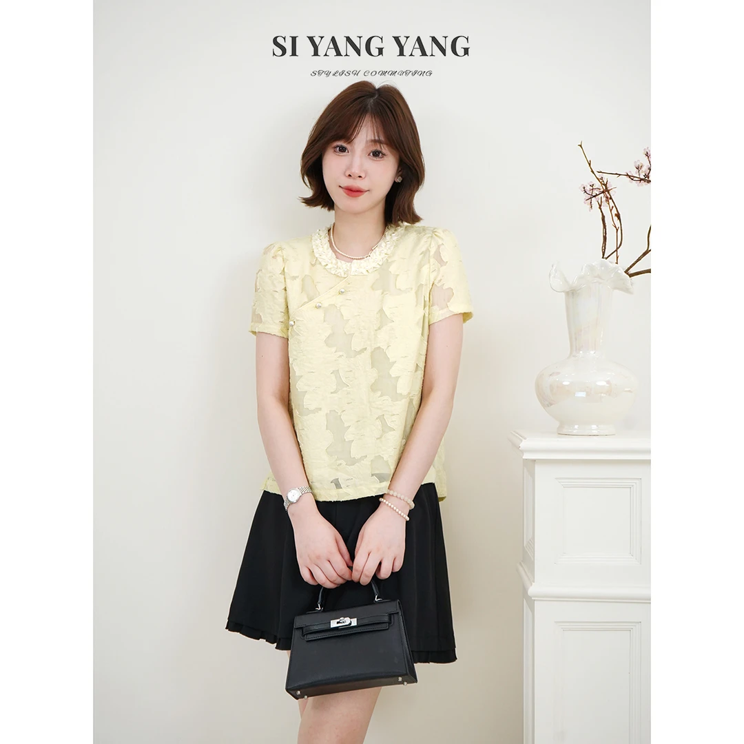 斯洋洋SIYANG立体剪花绣花亲肤透气百搭减龄T恤SY506A012SYY