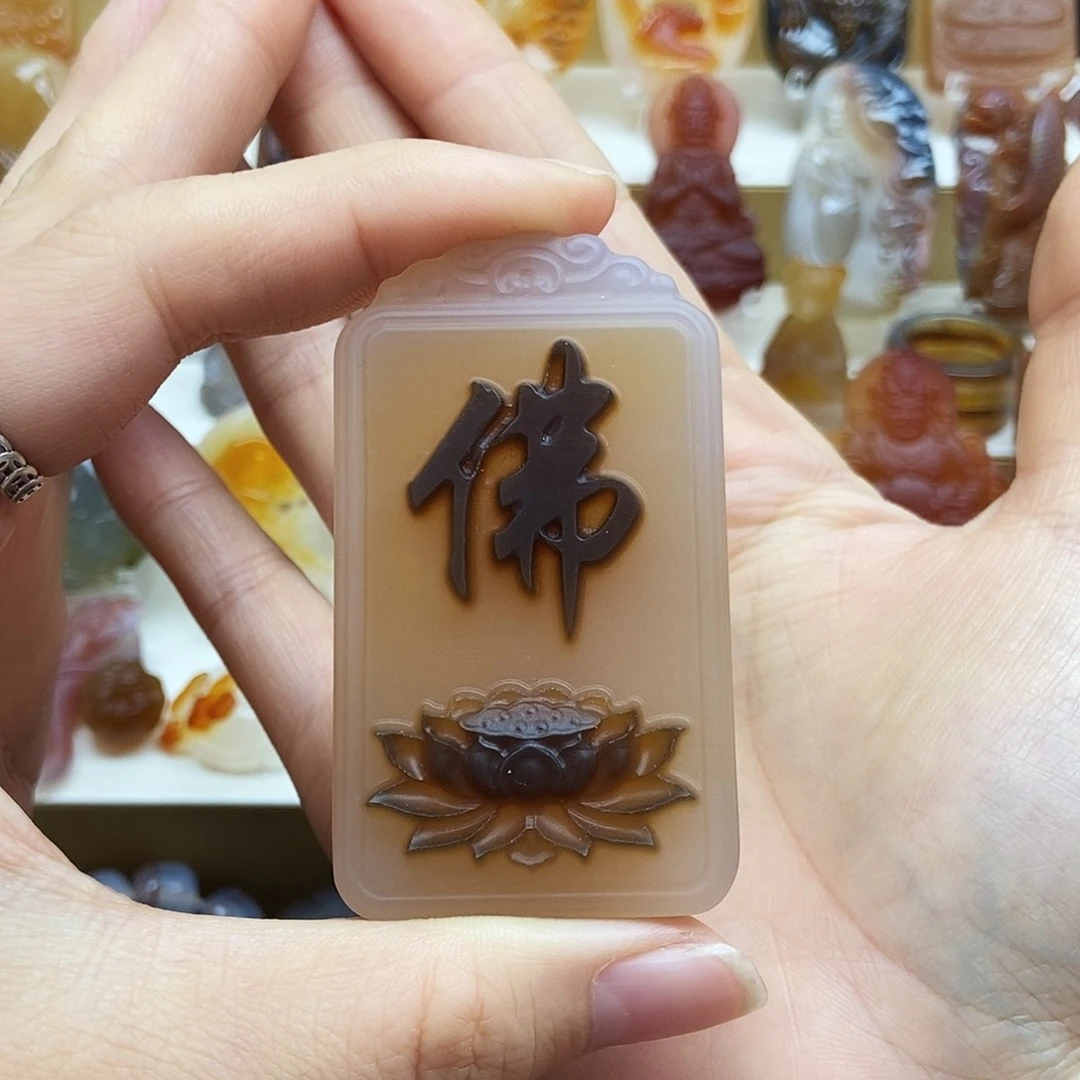 音***人玛瑙/玉髓未镶嵌颈饰