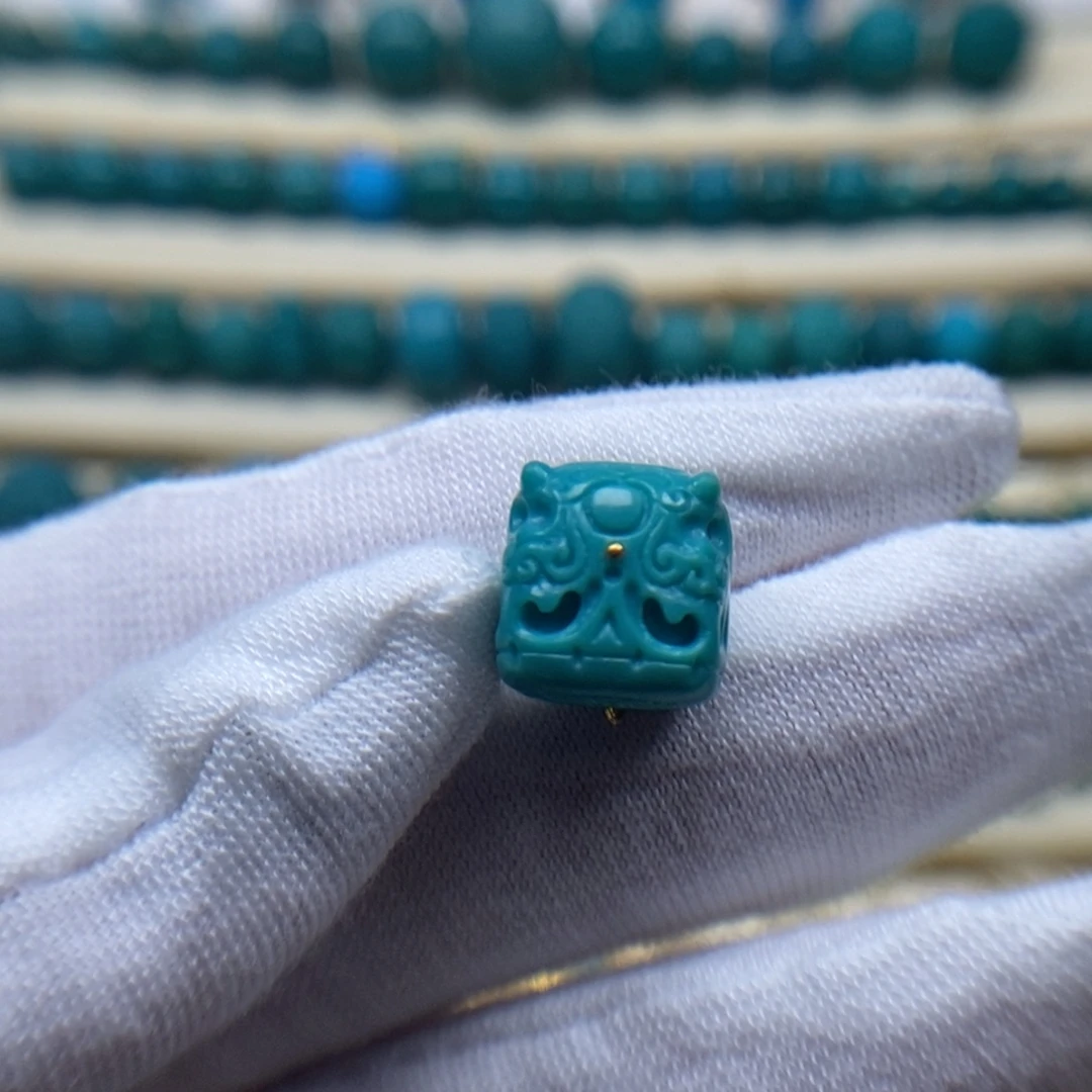 绿松石未镶嵌珠宝奇石阿呆11mm