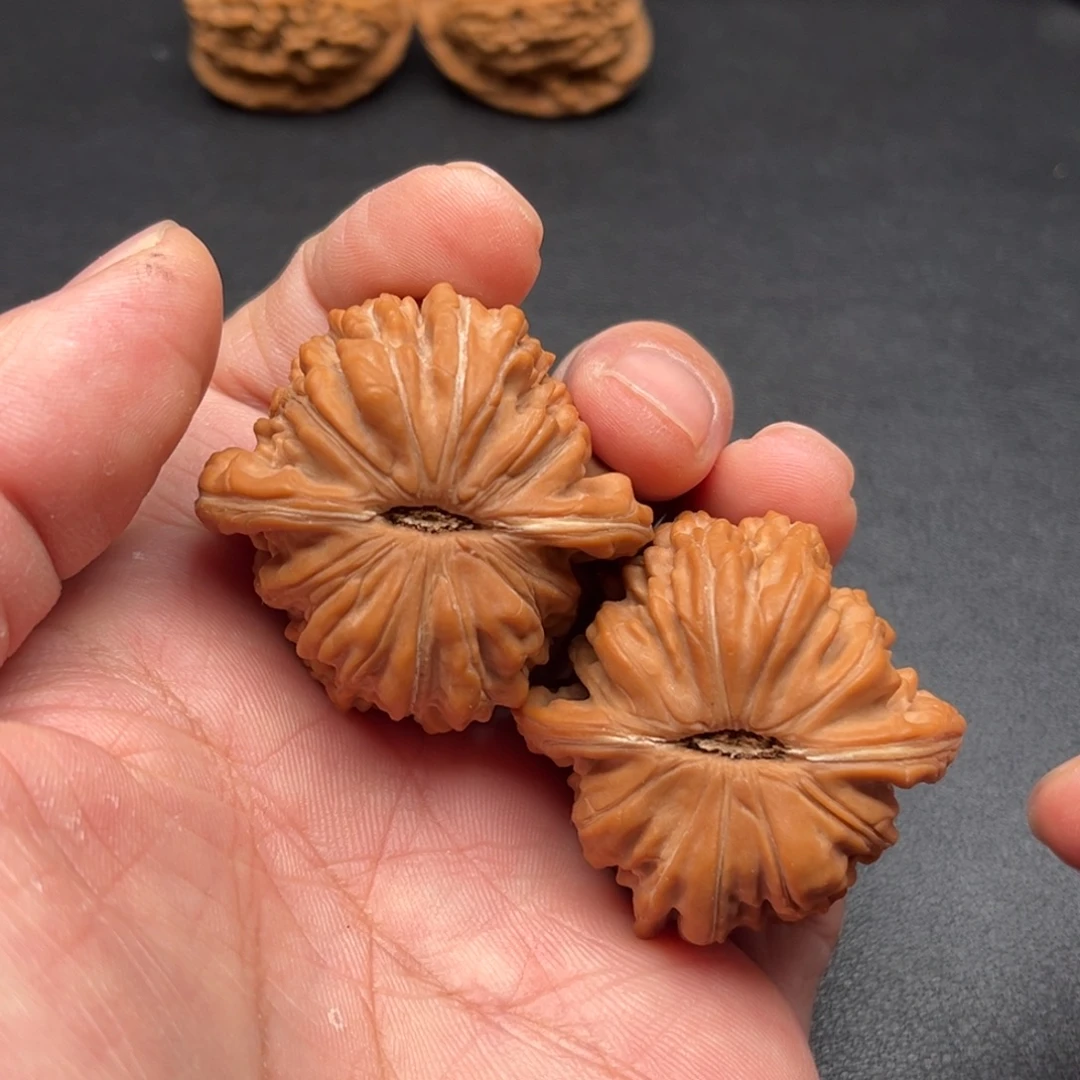 文玩核桃吊坠汉高