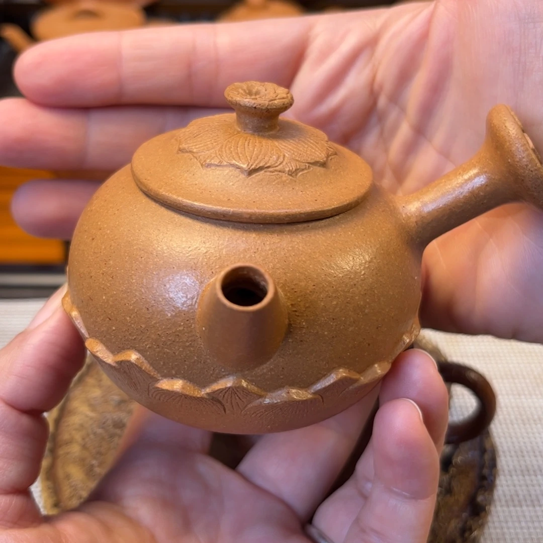 宜兴紫砂壶半手工制作