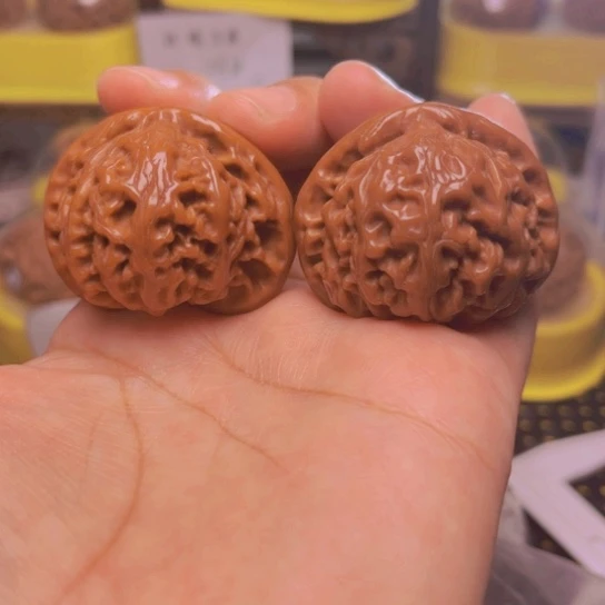 文玩核桃吊坠宫灯