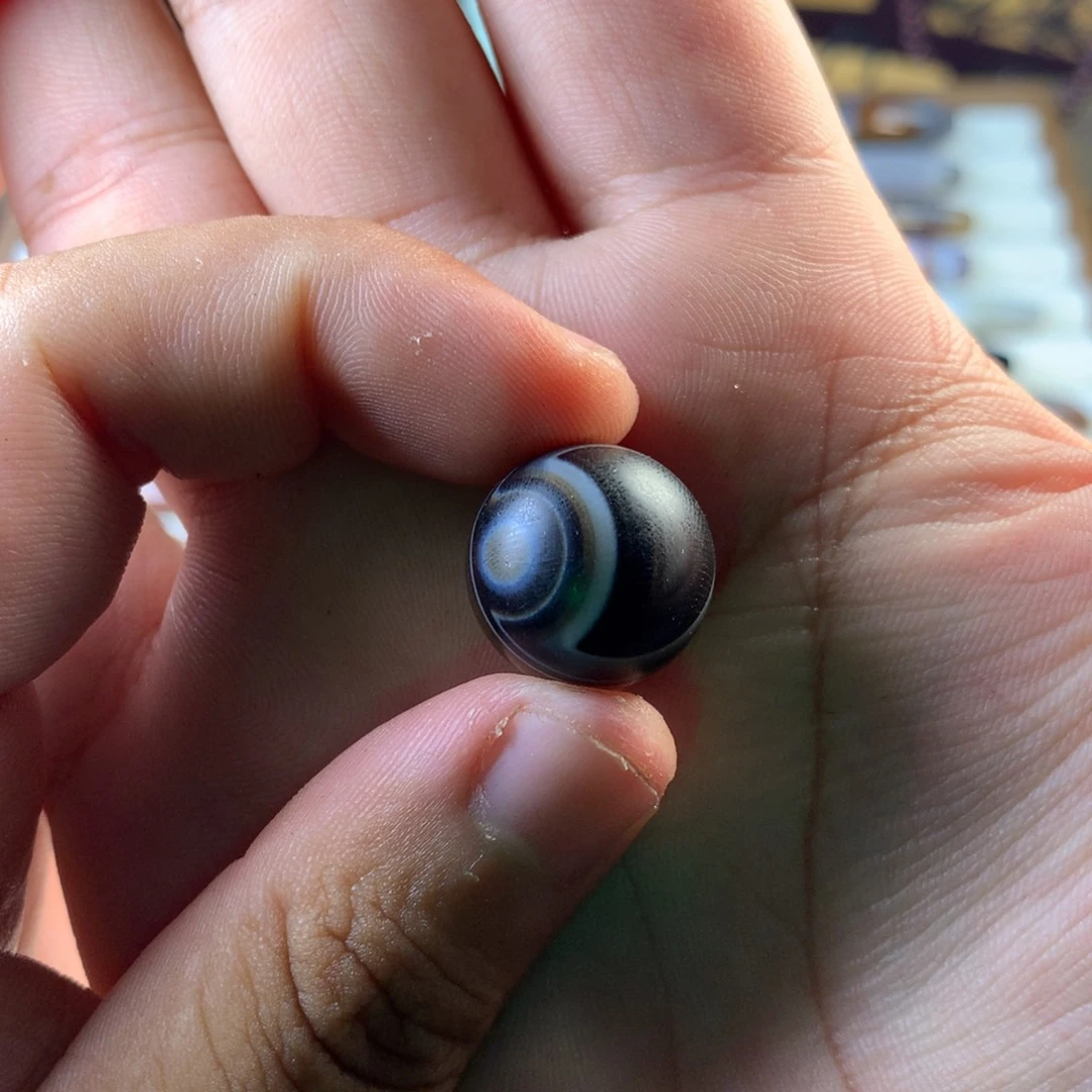 玛瑙/玉髓颈饰未镶嵌人****）