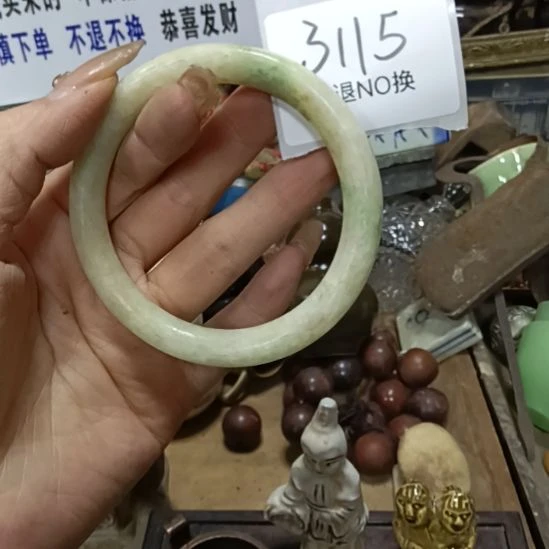 且***吟瓷片3115号工艺品