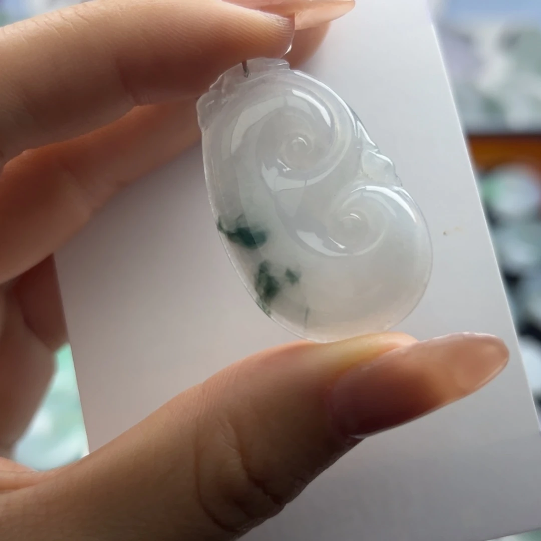 颈饰未镶嵌翡翠如意