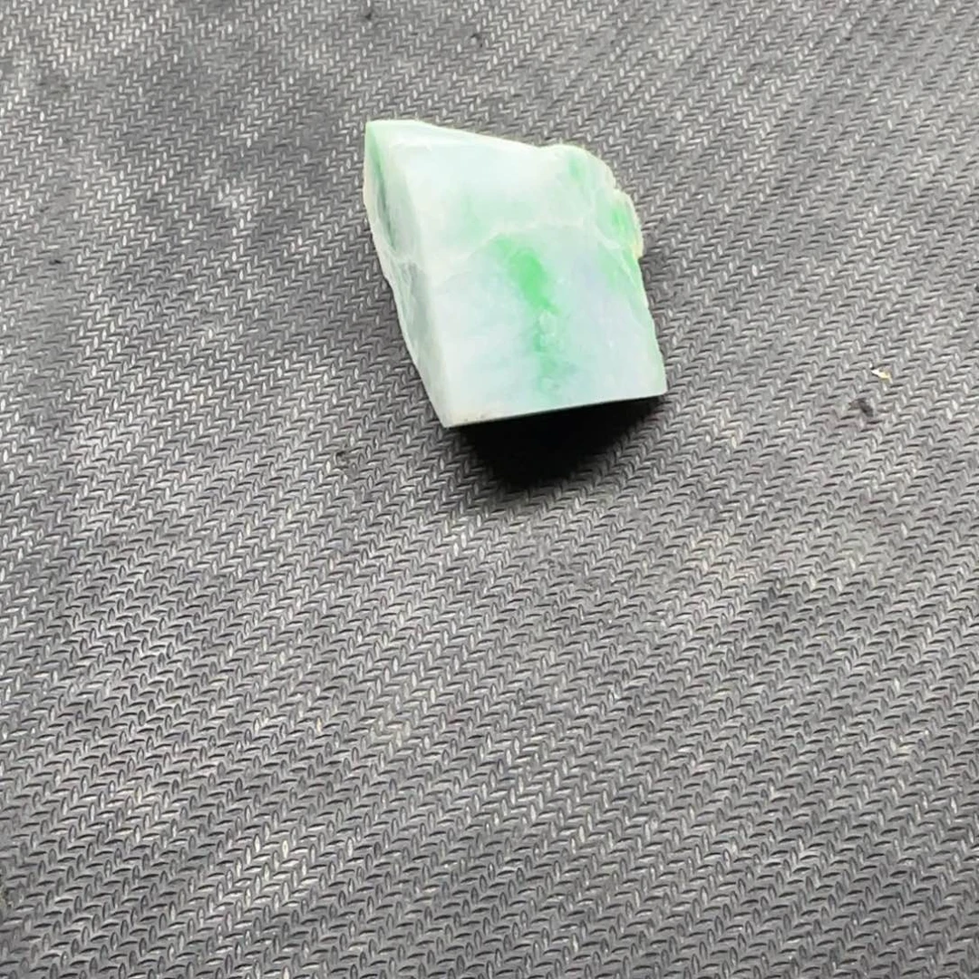 定制翡翠未镶嵌缅甸翡翠