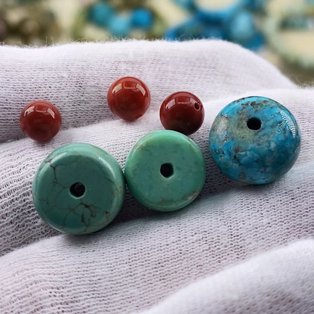 南红玛瑙未镶嵌珠宝奇石