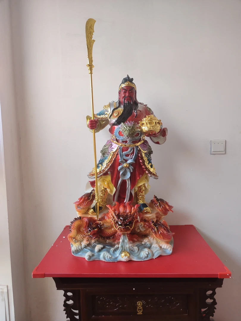 36寸合成汉白玉空心九龙关公