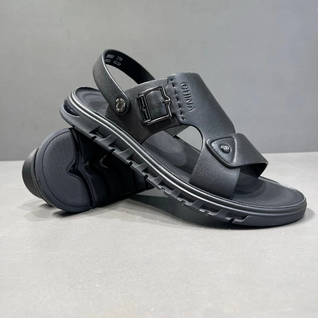 男士凉鞋真皮夏季牛皮沙滩鞋2025春季新款户外防滑两穿爸爸男凉鞋