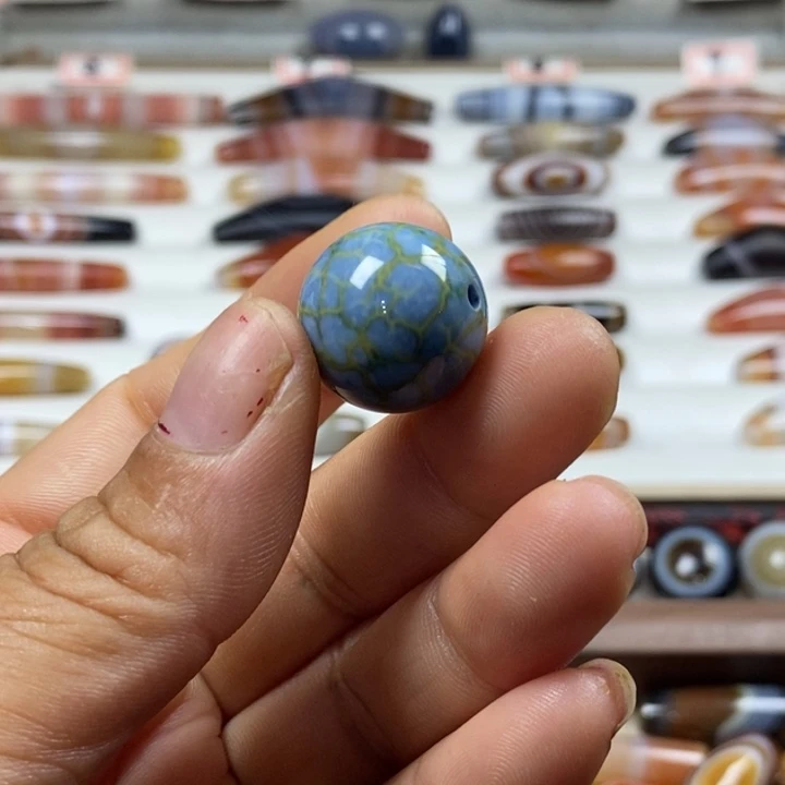 胖***子玛瑙/玉髓未镶嵌珠宝半成品