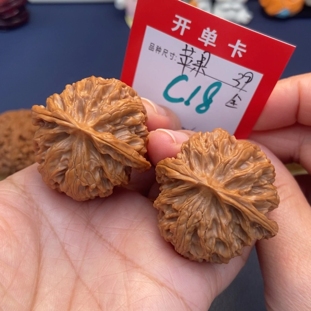 文玩核桃吊坠文玩核桃