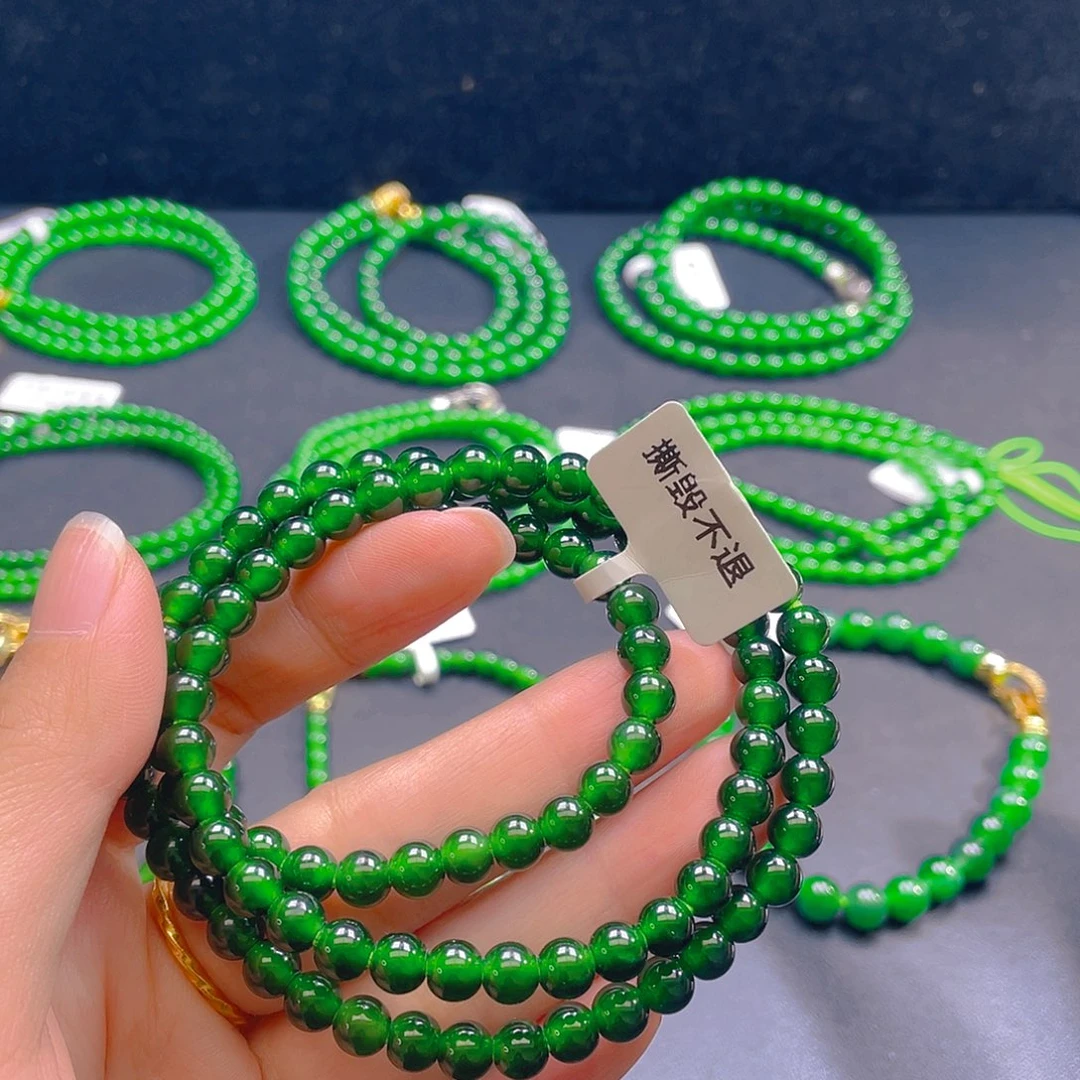 翡翠未镶嵌颈饰卡6