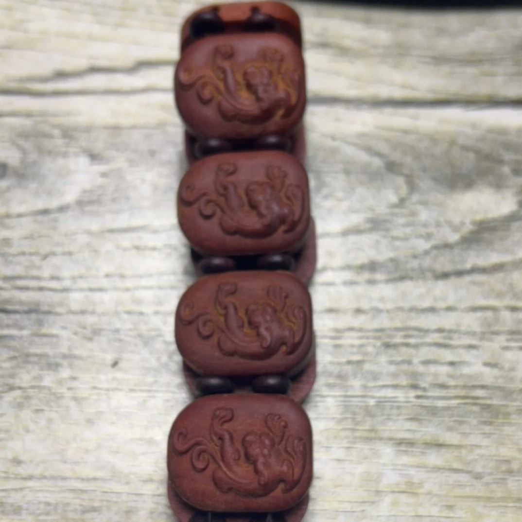 23 福来精选文玩沉香木作手串