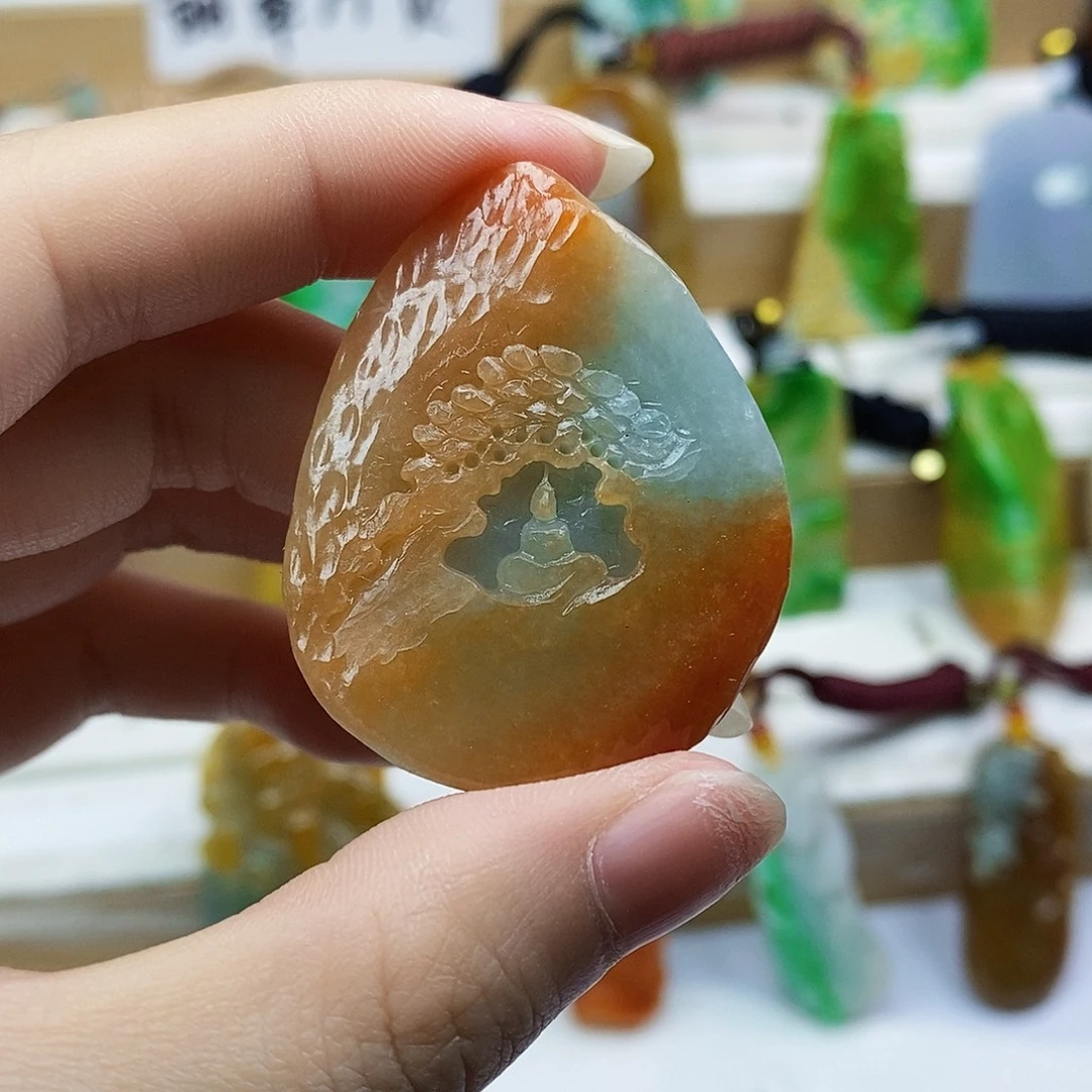 定制翡翠未镶嵌翡翠