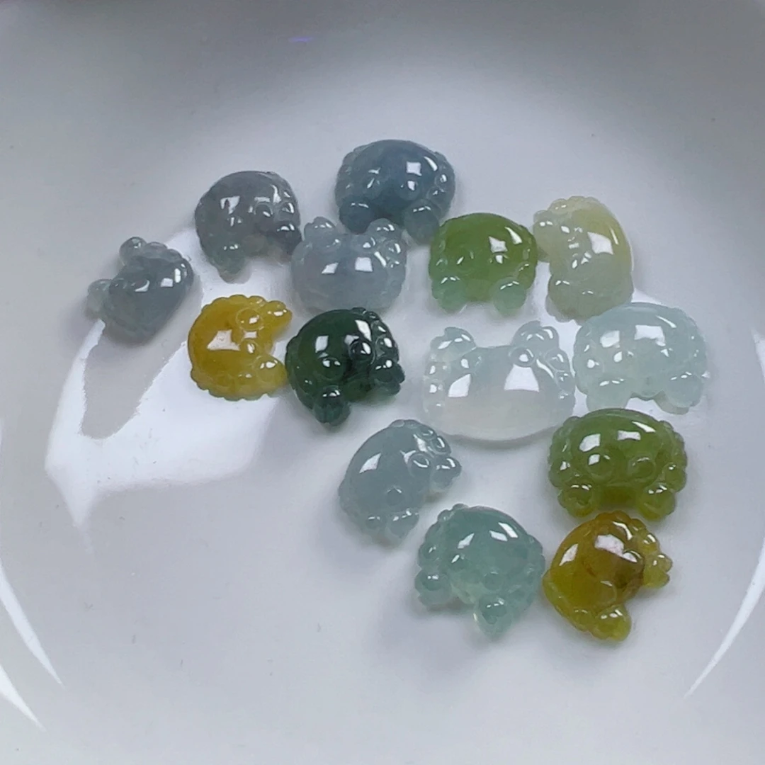 散珠翡翠螃蟹一个