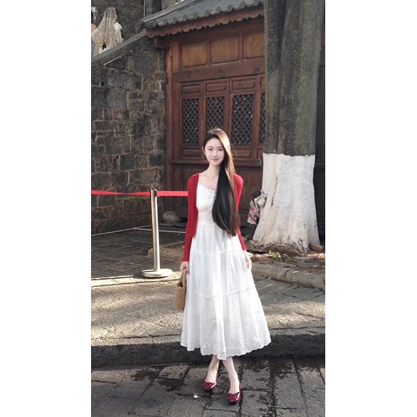 2025夏季新款名媛气质女神范轻奢高级感红色开衫+吊带连衣裙套装