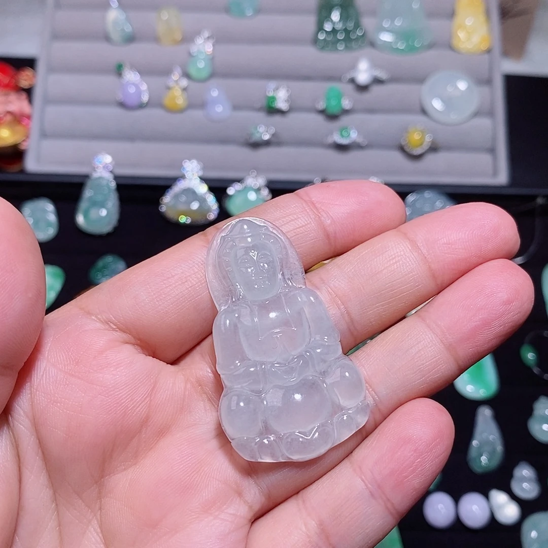 醉***湖翡翠未镶嵌颈饰观音