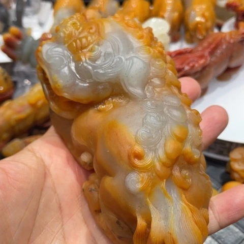 【闪购商品】石英质玉（黄龙玉）未镶嵌颈饰