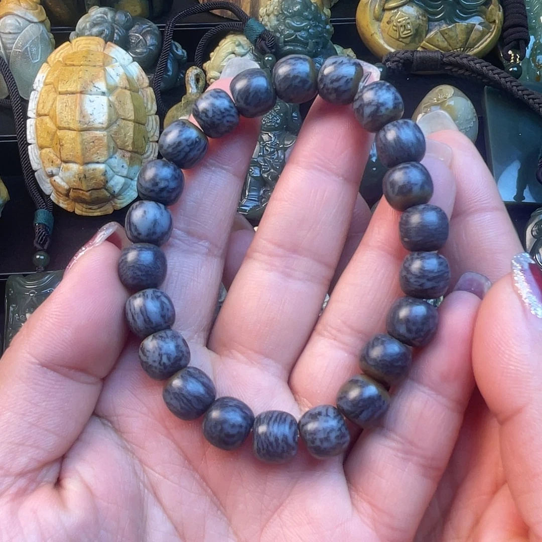 透闪石质玉未镶嵌手链