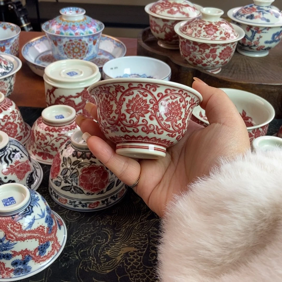 杯正绎堂全红金钩莲中号压手杯