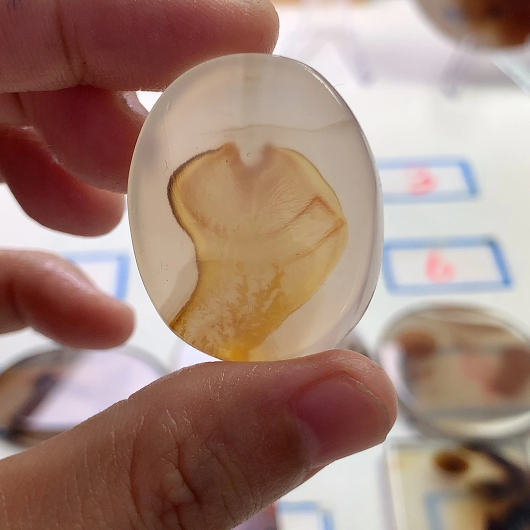 玛瑙/玉髓未镶嵌珠宝半成品