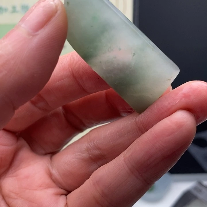 颈饰未镶嵌翡翠缅甸翡翠A货边角