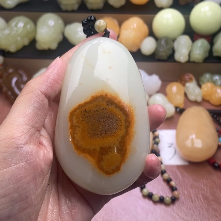 一***君石材天然古青石手把件