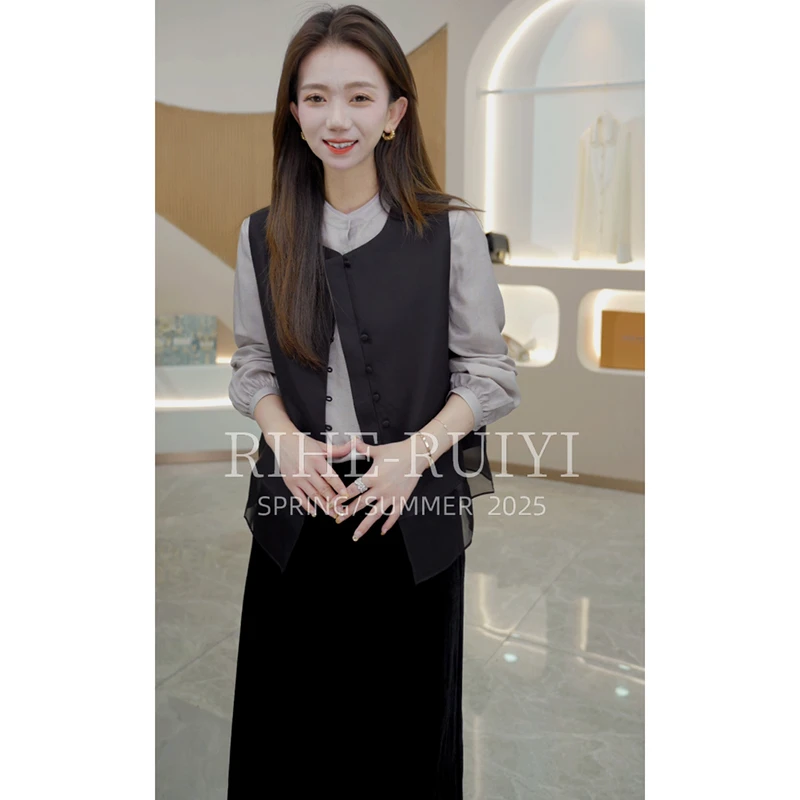 R H 【丝毛拼接】复古质感48MM丝毛时拼欧根纱气质马甲短外套86773