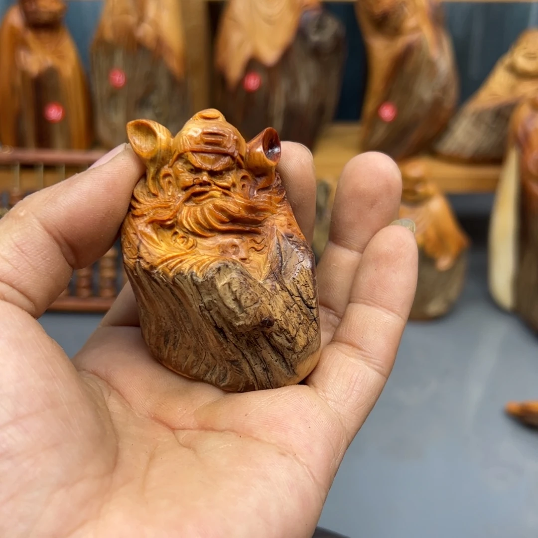 波****木崖柏木摆件手把件
