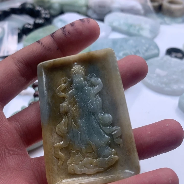 翡翠未镶嵌颈饰保真天然a货翡翠
