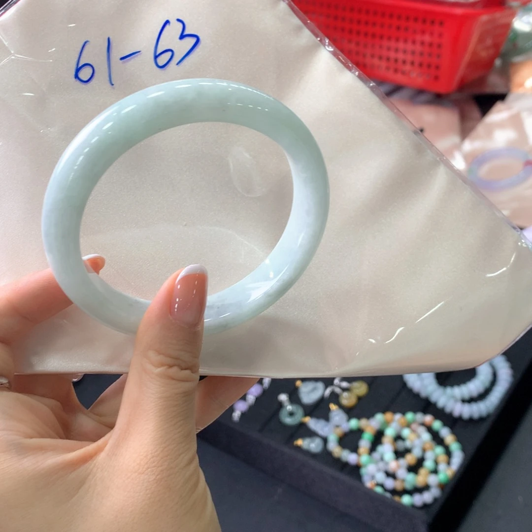 未镶嵌手镯翡翠买断