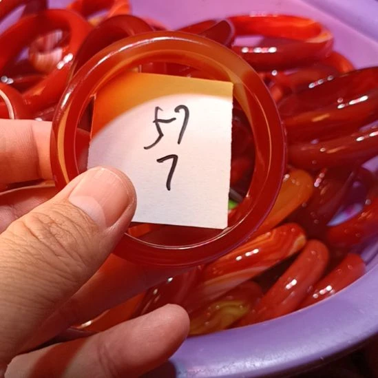 玛瑙/玉髓未镶嵌手镯