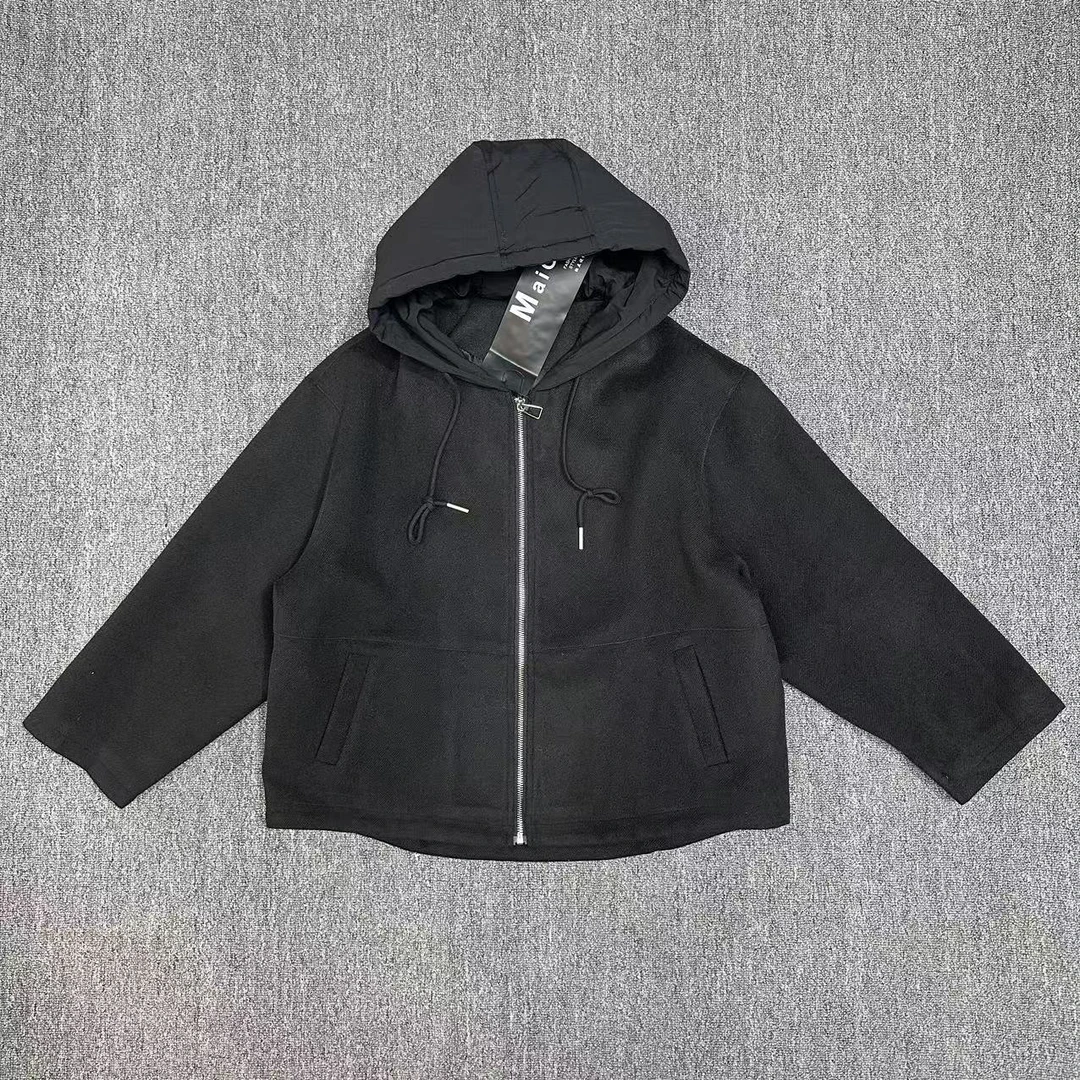 黑屿白/615 长袖常规休闲风厚款拉链短外套百搭帽衫黑色外套带帽