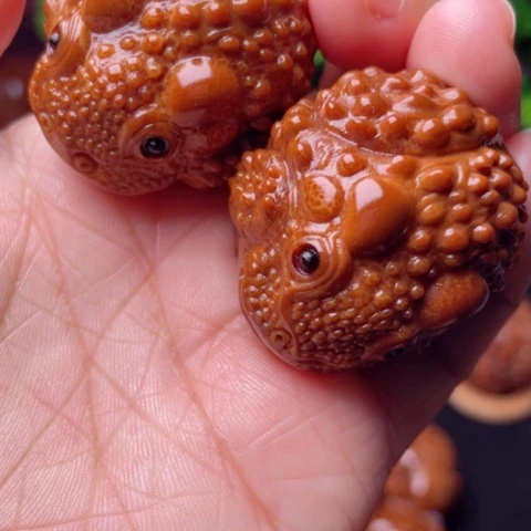 【闪购商品】手串/手链橄榄核35左右金蝉手球