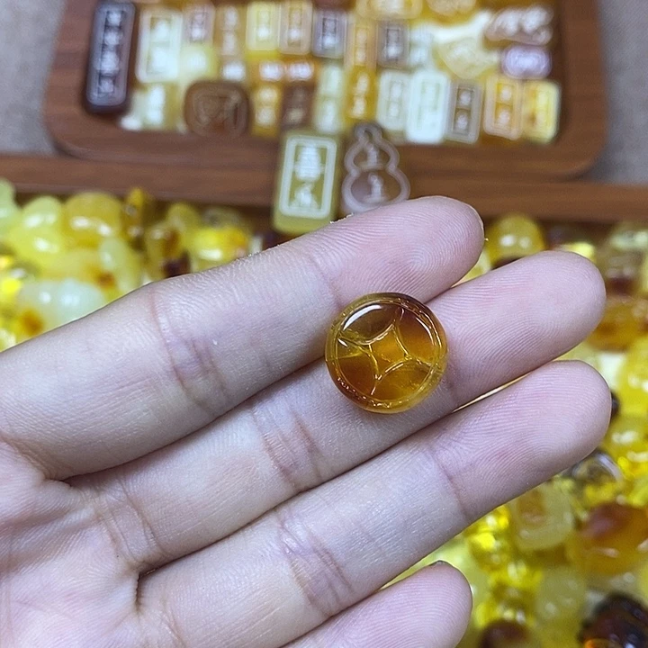 吊坠橄榄核钱币42