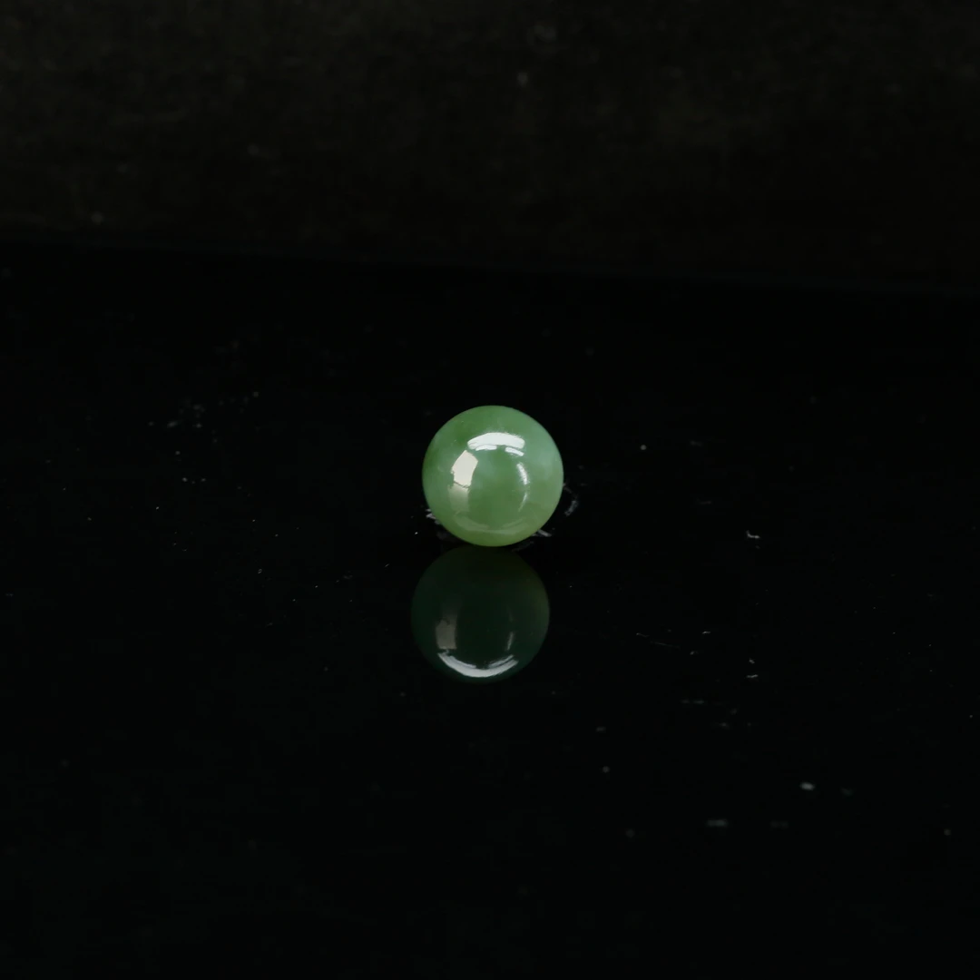 39和田玉碧玉猫眼单珠/000078保利厦门拍卖