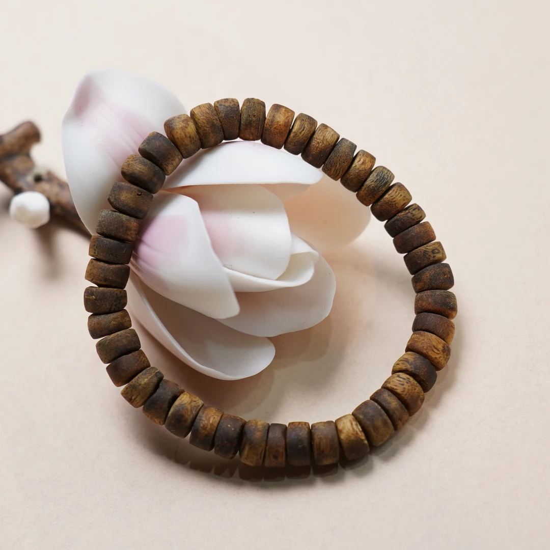 沉香cx186海南绿奇楠药片珠手串