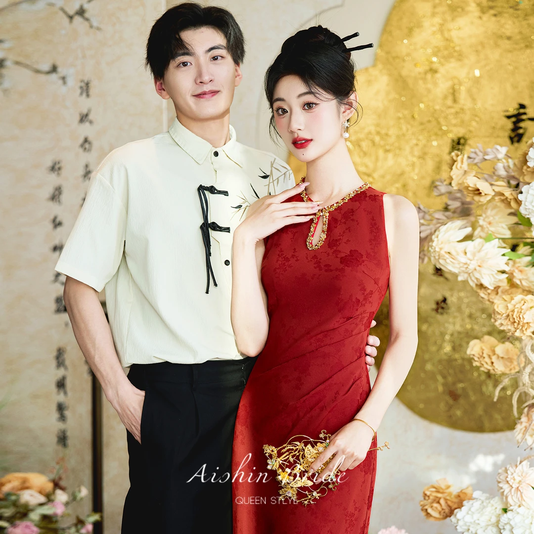 艾诗霓《椿野》红色无袖挂脖旗袍订婚礼服女设计感小众收腰显瘦礼服