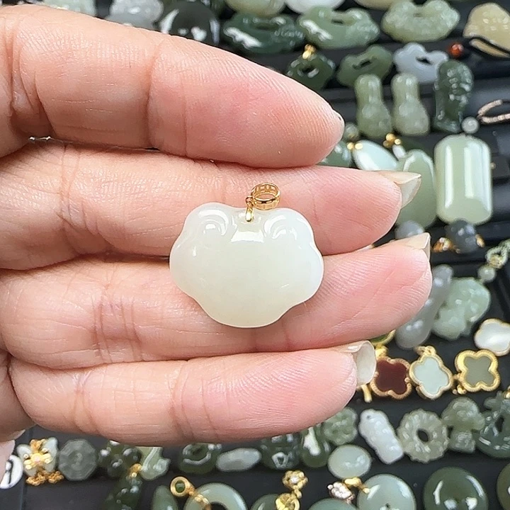 和田玉18K金镶嵌吊坠(不含链)