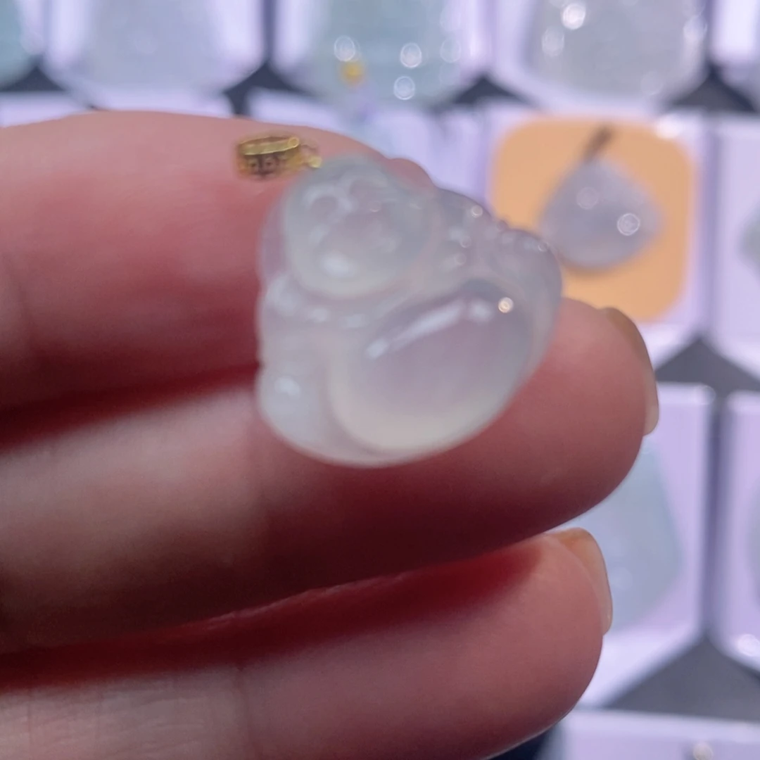 翡翠18K金镶嵌颈饰ou佛