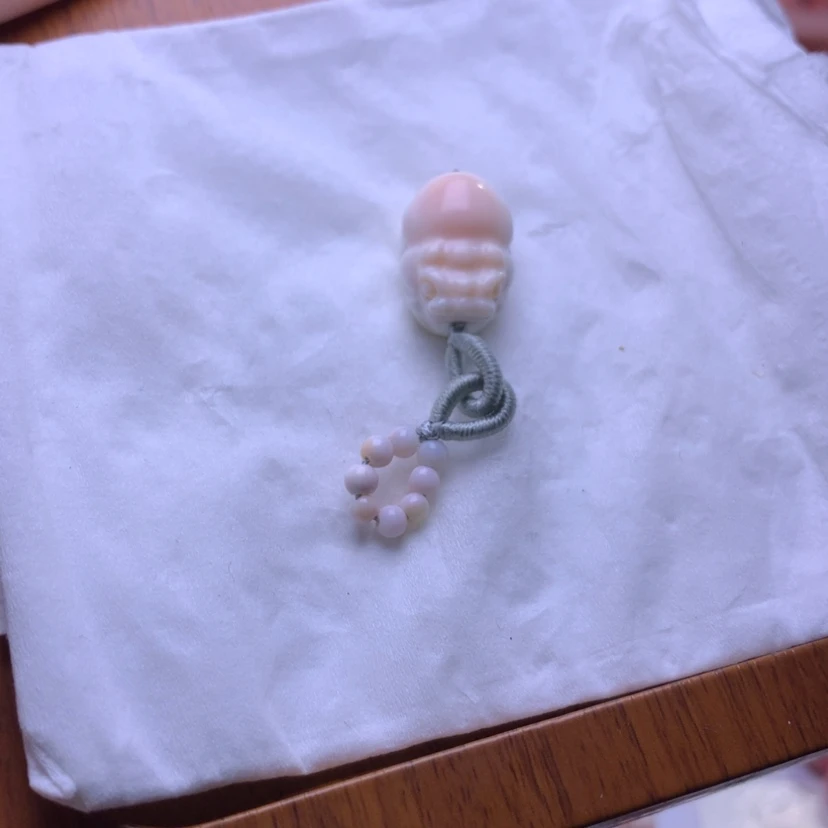 【闪购商品】查罗石颈饰合金福利