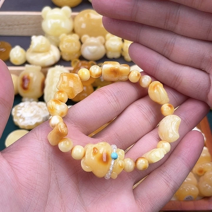 琥珀裸石未镶嵌蜜蜡