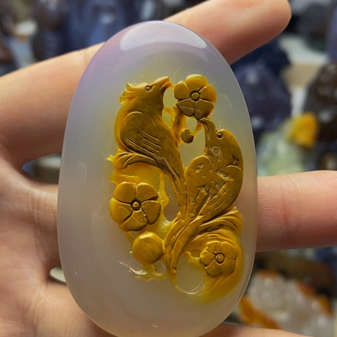玛瑙/玉髓手把件未镶嵌