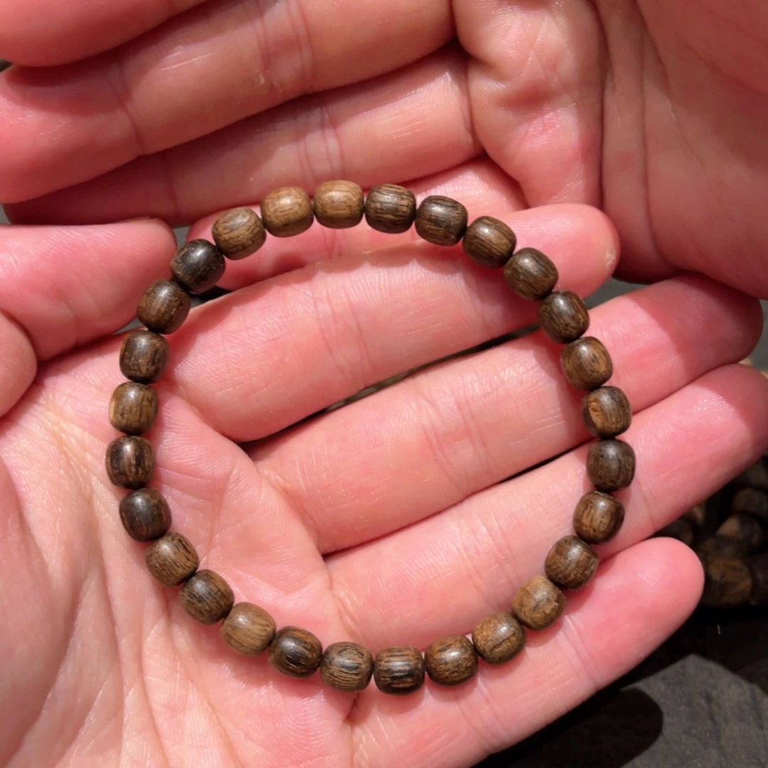沉香吊坠老惠安沉香手串