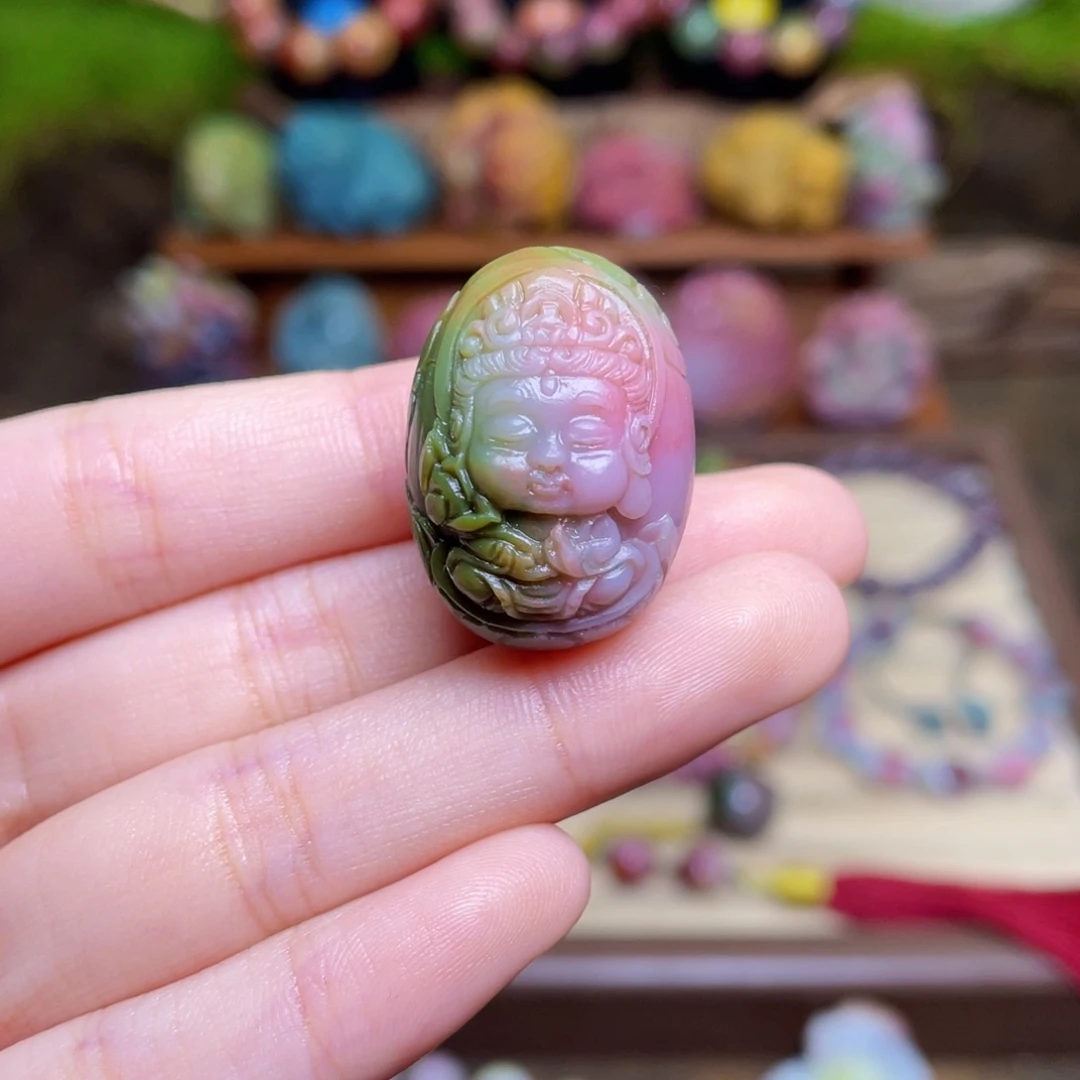 未镶嵌玛瑙/玉髓珠宝半成品盐源玛瑙稀有西瓜色草花独籽料大势至