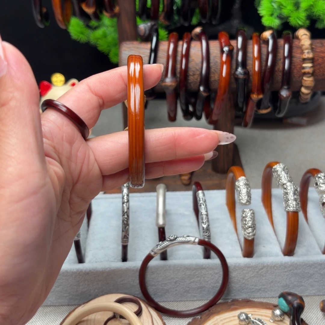 梅***烩木质非金属金刚藤手镯