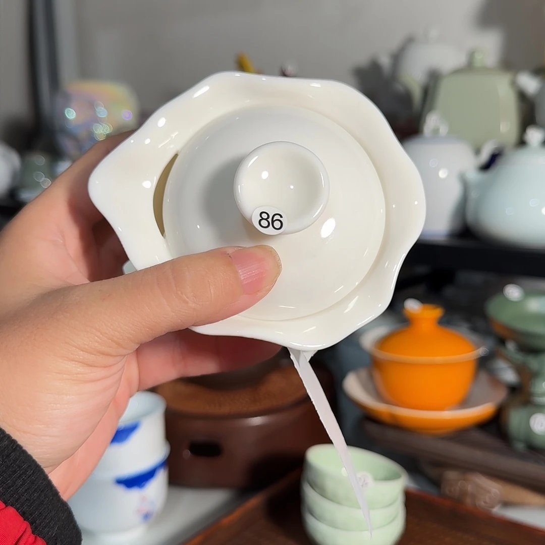微瑕福利花瓣手抓壶86号